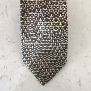 Hermès tie excellent condition